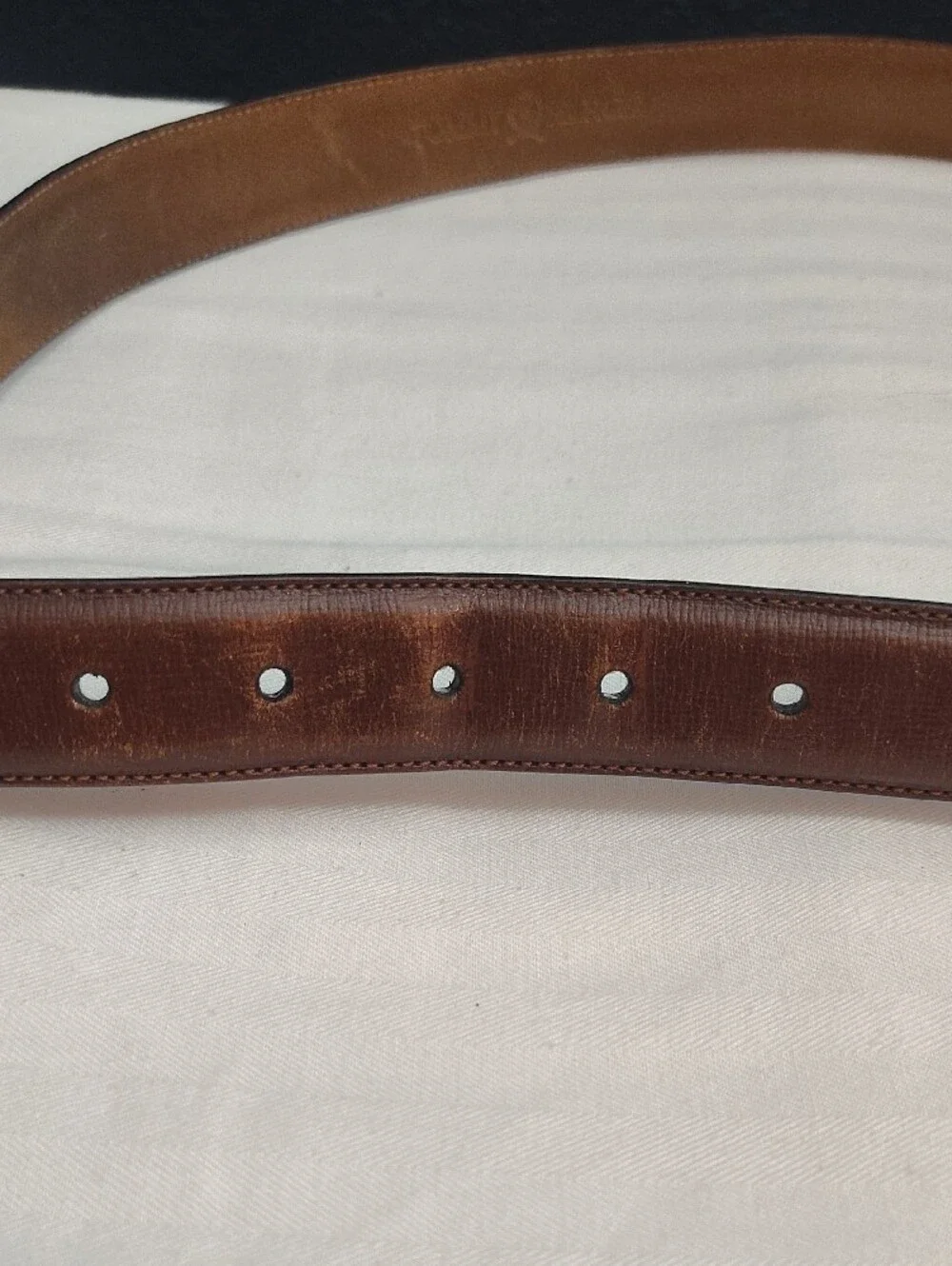 Tommy Hilfiger Brown Leather Men’s Belt with Flag Accent